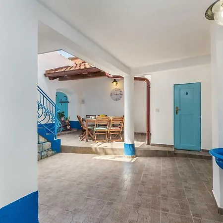 Saja Villa *